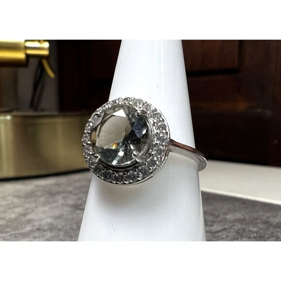Ring Bomb Party Ring, size 6, NWOT, gray stone silver color band - Picture 1 of 7